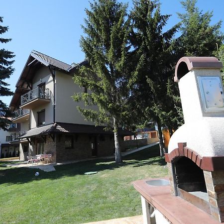 Mipet Apartmani Zlatibor Eksteriør billede