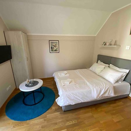 Mipet Apartmani Zlatibor Eksteriør billede