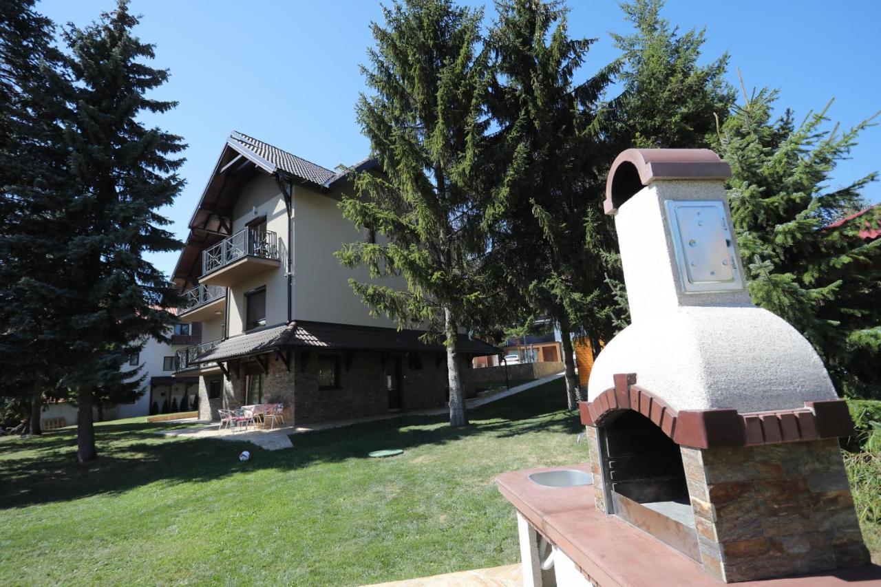 Mipet Apartmani Zlatibor Eksteriør billede