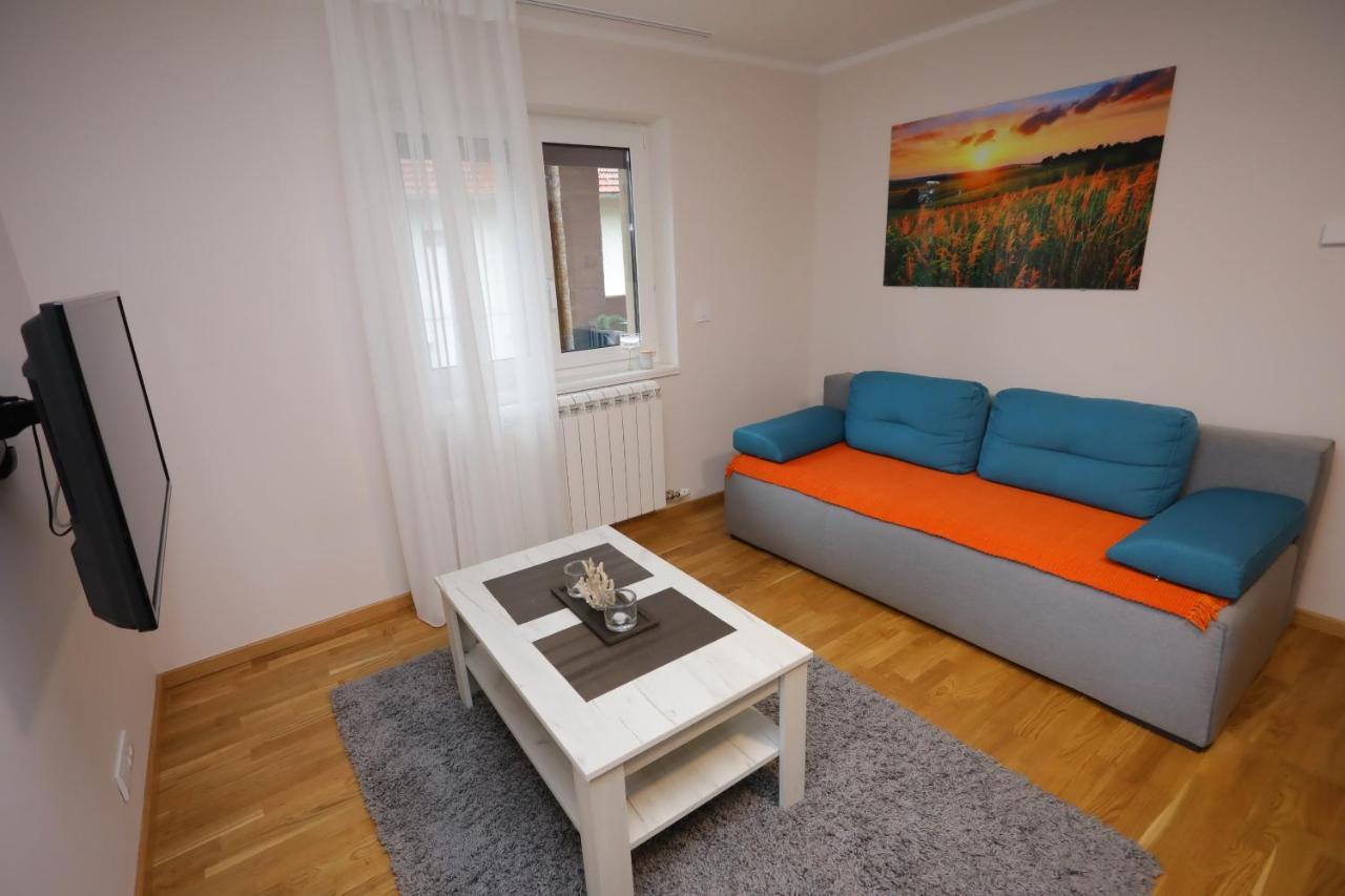 Mipet Apartmani Zlatibor Eksteriør billede