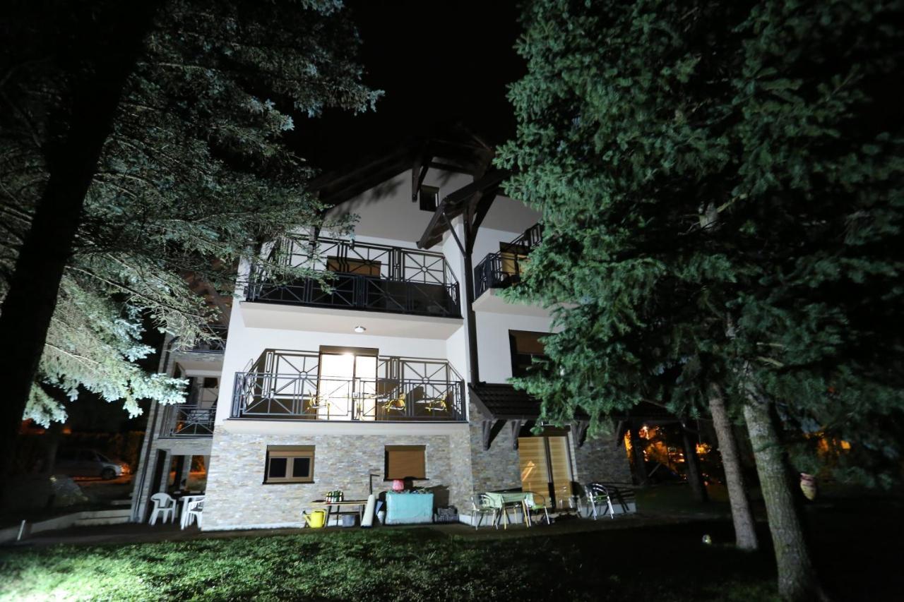 Mipet Apartmani Zlatibor Eksteriør billede