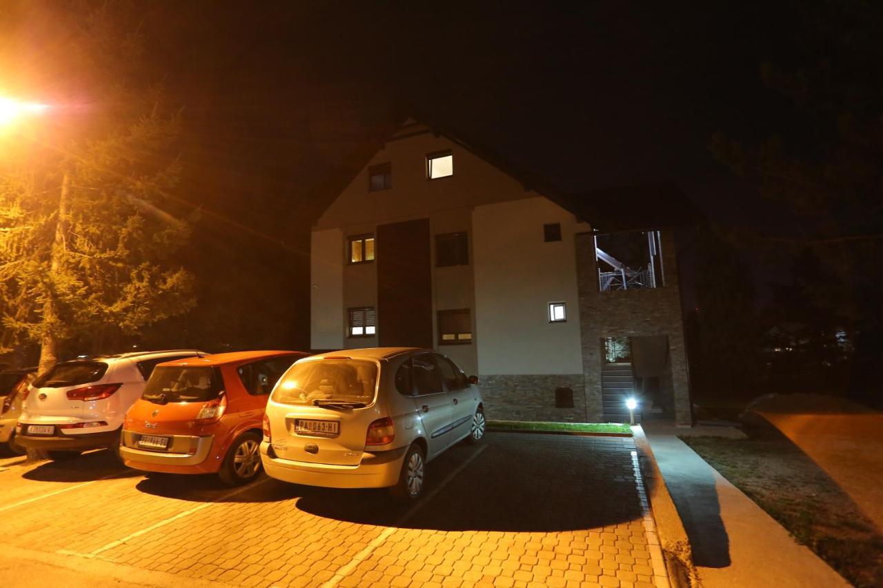 Mipet Apartmani Zlatibor Eksteriør billede