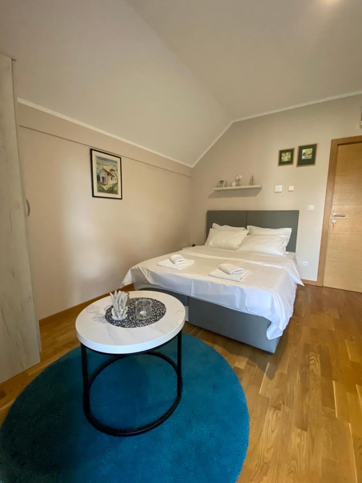 Mipet Apartmani Zlatibor Eksteriør billede